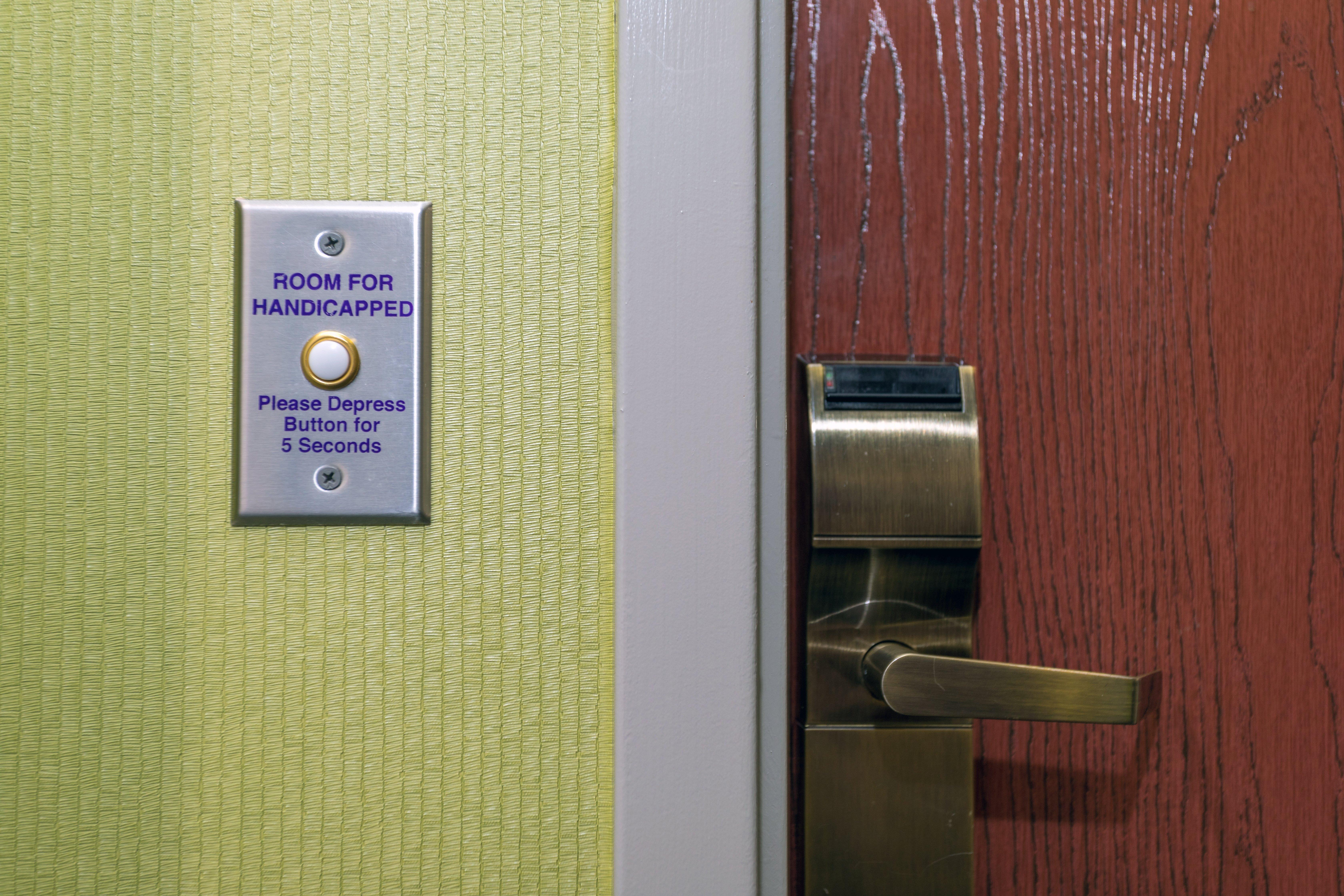 Holiday Inn Express Hotel & Suites Athens By Ihg Exteriör bild